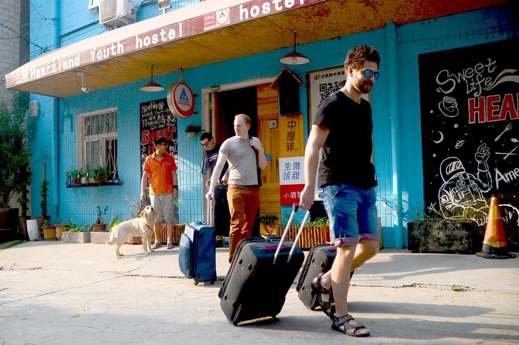 Luoyang Heartland International Youth Hostel Екстер'єр фото