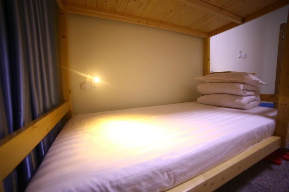 Luoyang Heartland International Youth Hostel Екстер'єр фото
