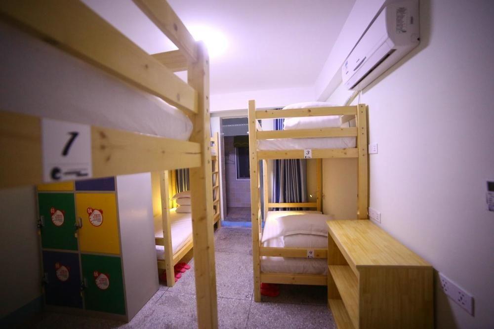 Luoyang Heartland International Youth Hostel Екстер'єр фото