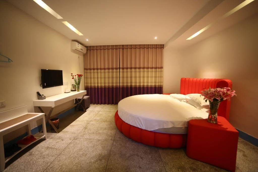 Luoyang Heartland International Youth Hostel Екстер'єр фото