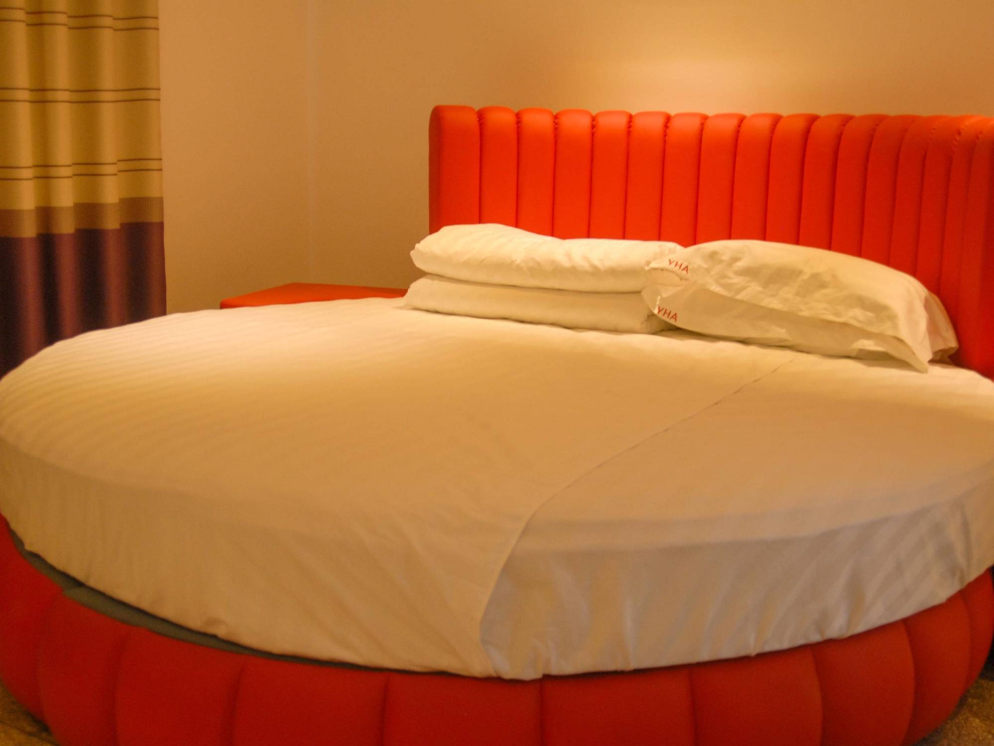 Luoyang Heartland International Youth Hostel Екстер'єр фото