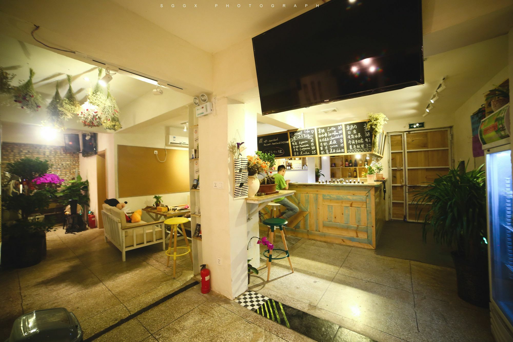 Luoyang Heartland International Youth Hostel Екстер'єр фото