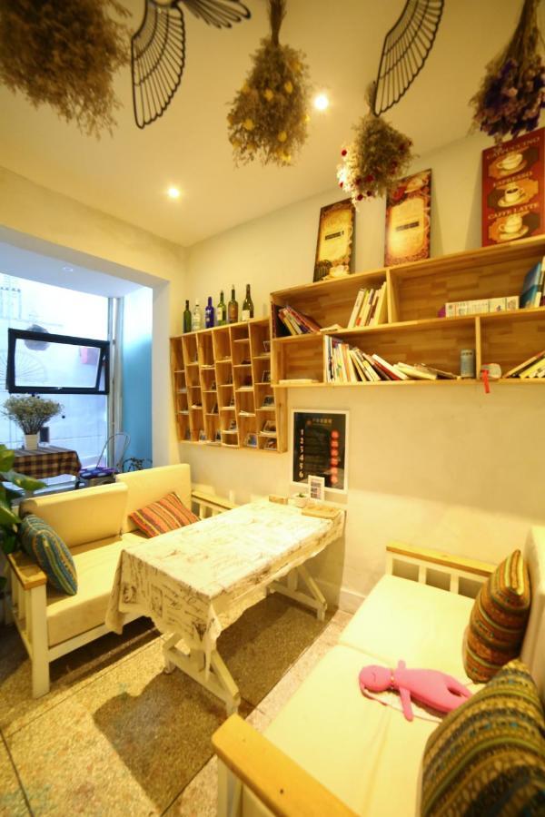 Luoyang Heartland International Youth Hostel Екстер'єр фото